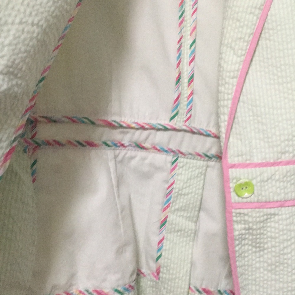Blazer - Picture 5 of 5
